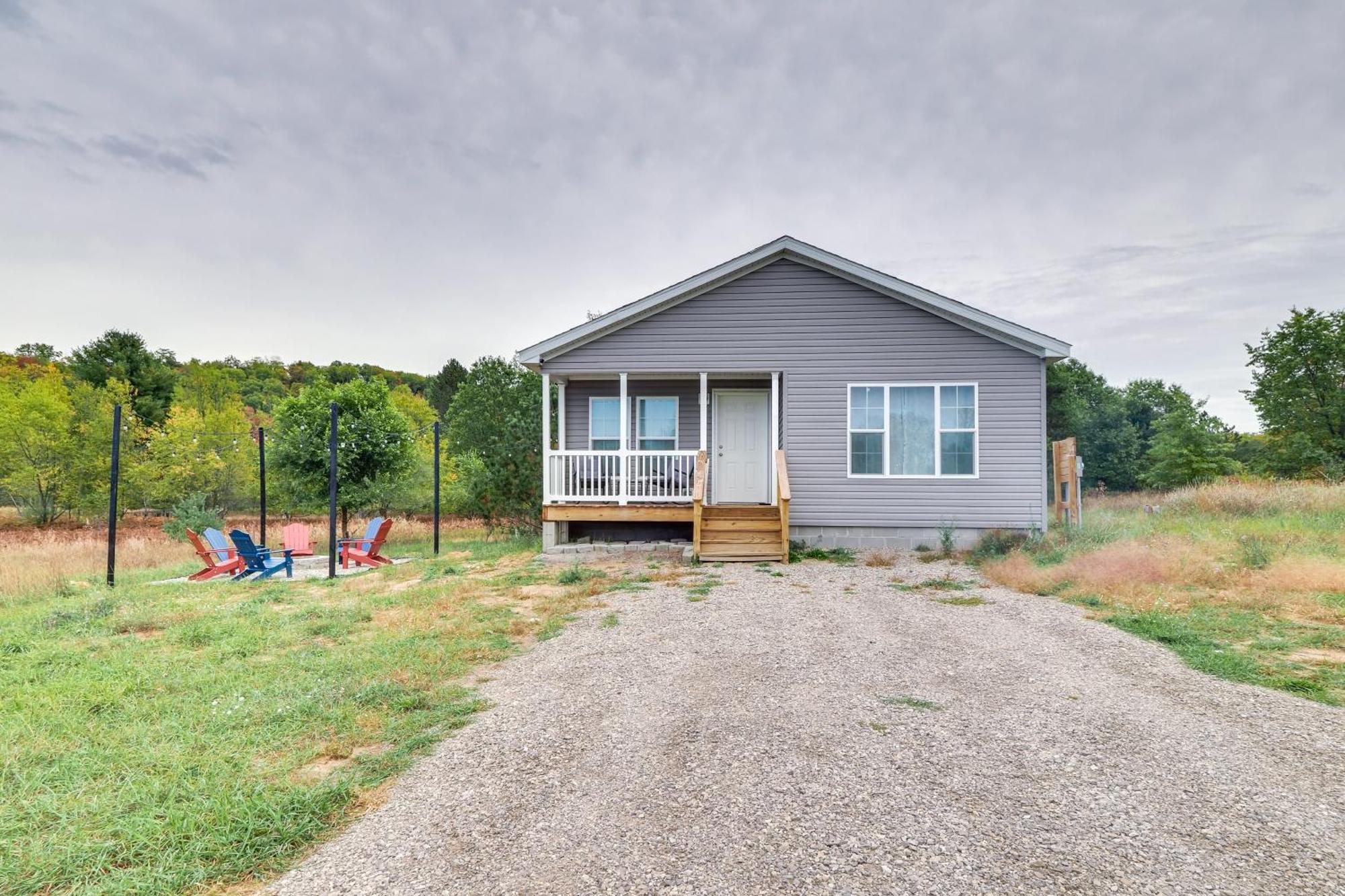 Family Home In Rapid City About 4 Mi To Torch Lake! Zewnętrze zdjęcie